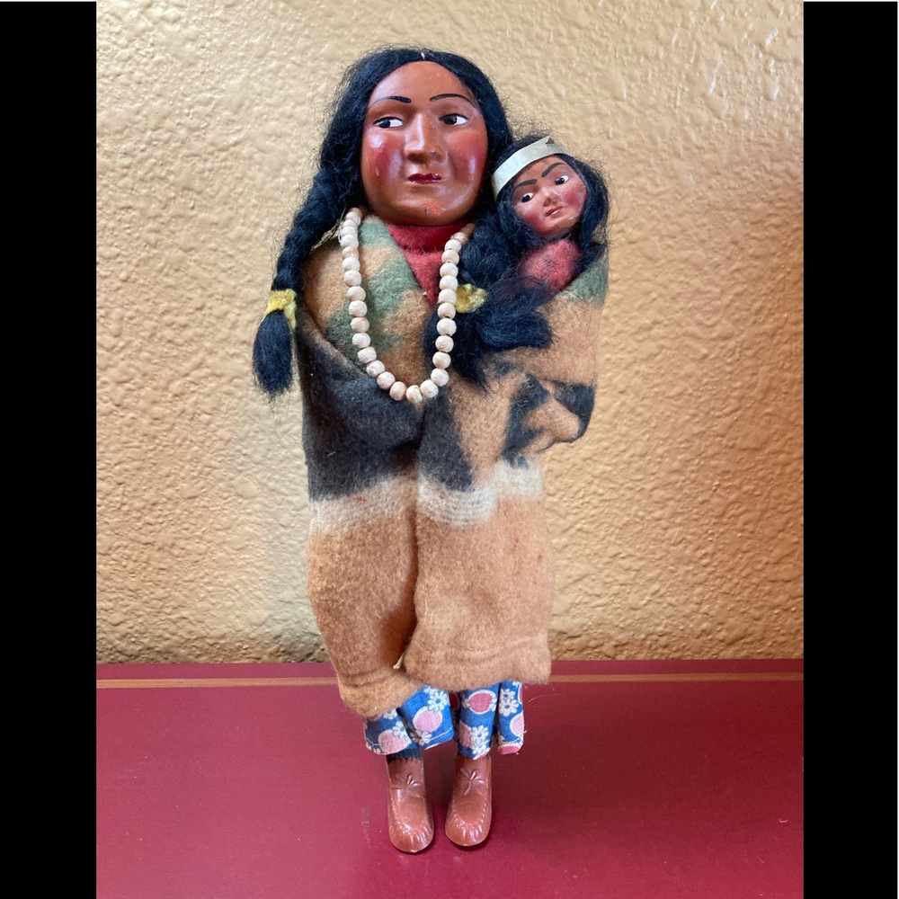 Vintage Skookum Bully Good Indian Native American Doll with Papoose